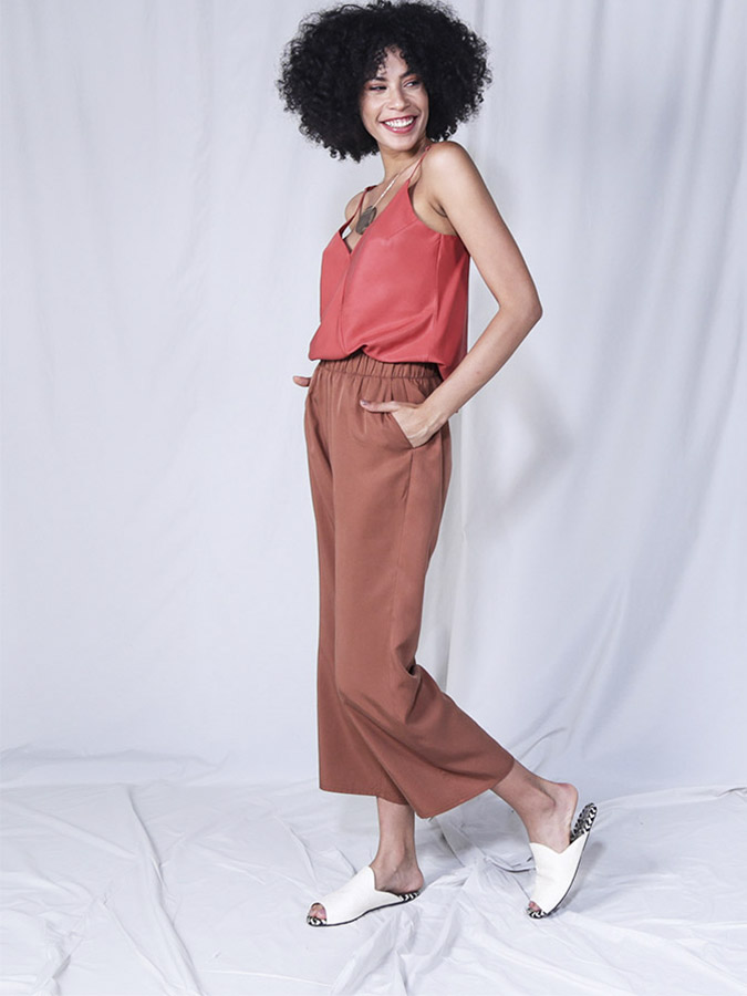 0087FCL Calça Cropped Liocel Feminina IMG_0495 wordpress