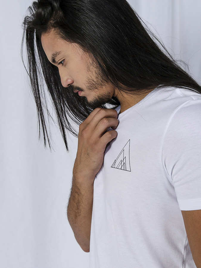 0067MCT Camiseta Pet Sobreposições Masculina_IMG_9621