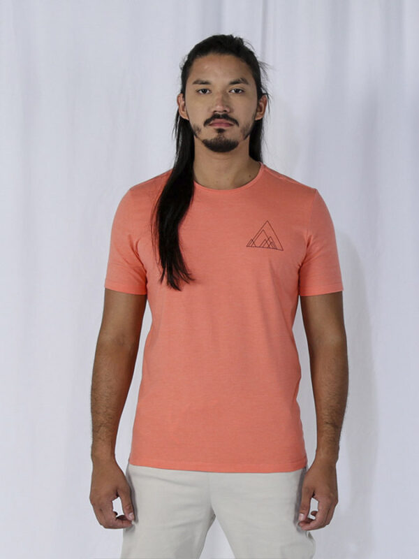 0067MCT Camiseta Pet Sobreposições Masculina_IMG_9735