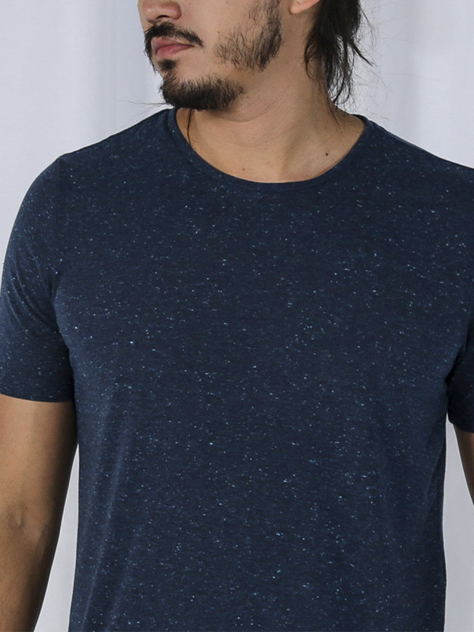 0069MCT Camiseta Natural Básica Masculina_IMG_9924