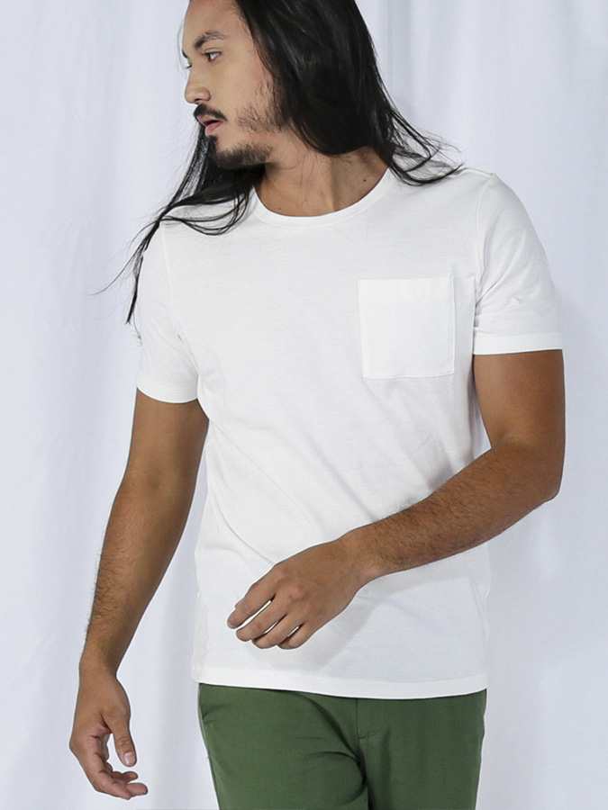 0109MCT Camiseta Bolso Algodão Orgânico Masculina IMG_9314