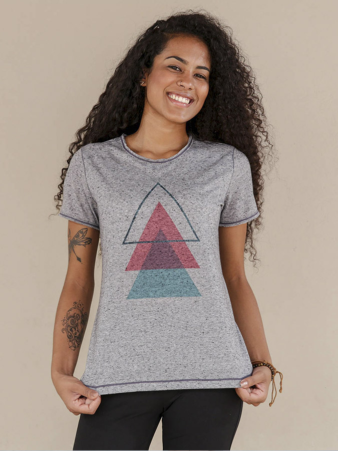 FCT0010- CAMISETA NATURAL TRIÂNGULOS FEMININA2233_