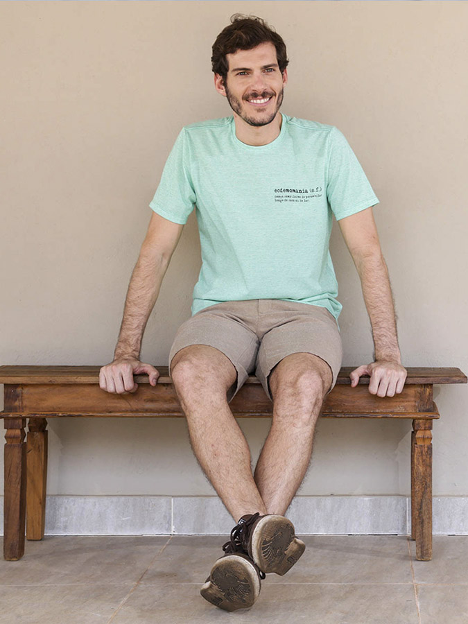 MCT0015- CAMISETA NATURAL ECDEMOMANIA MASCULINA1230_