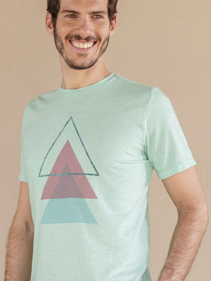 MCT0016- CAMISETA NATURAL TRIÂNGULOS MASCULINA1260_